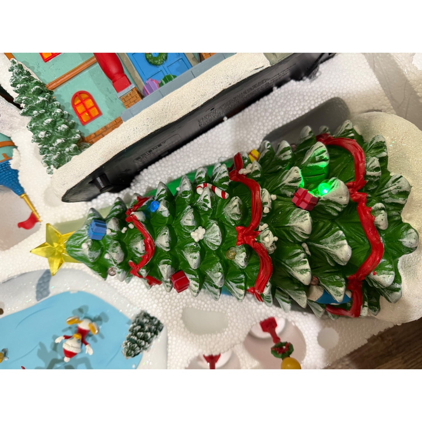 Disney Holiday Village, 13-Piece Set
