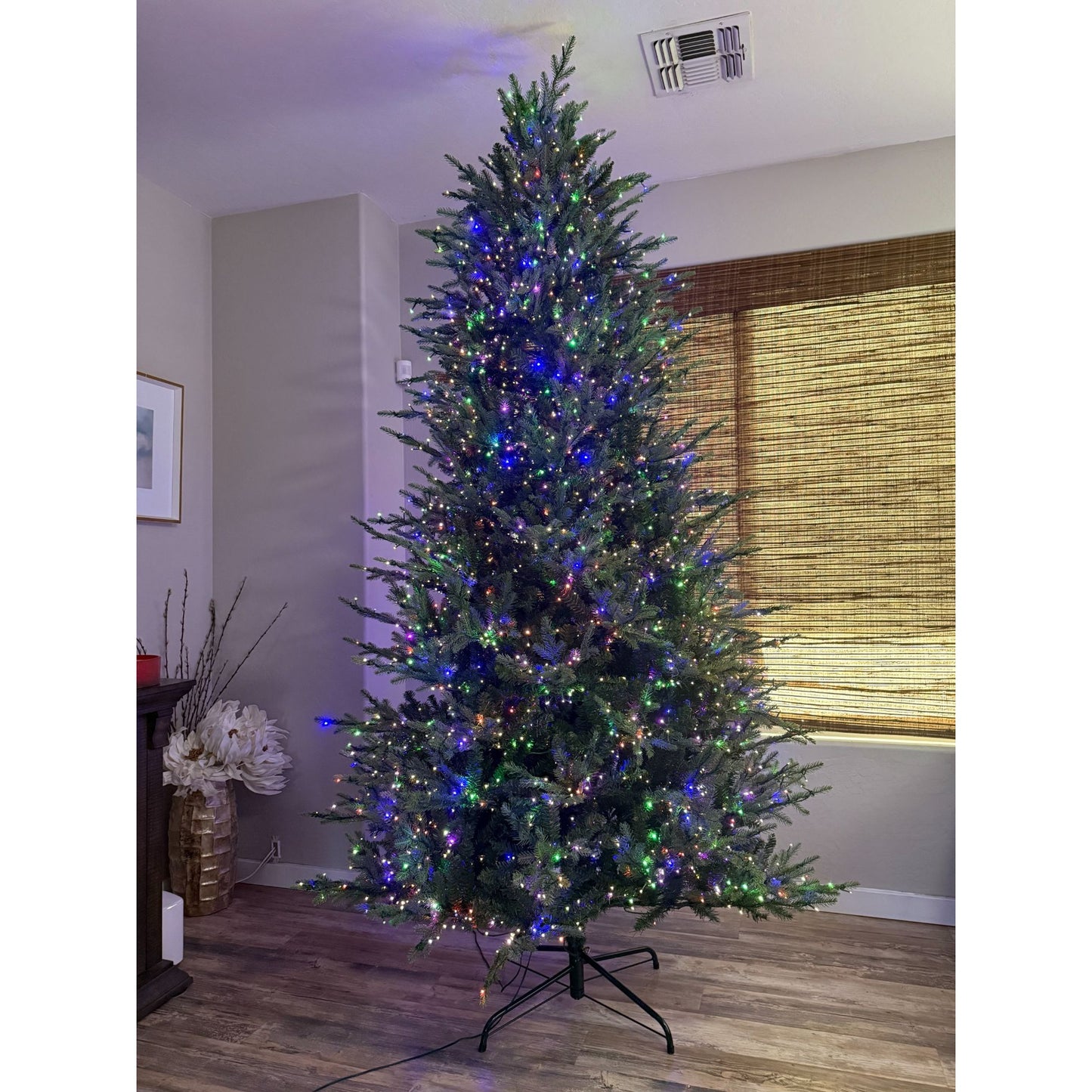 9ft Pre-Lit LED Grand Duchess Twinkling Balsam Fir Artificial Tree T28 2024