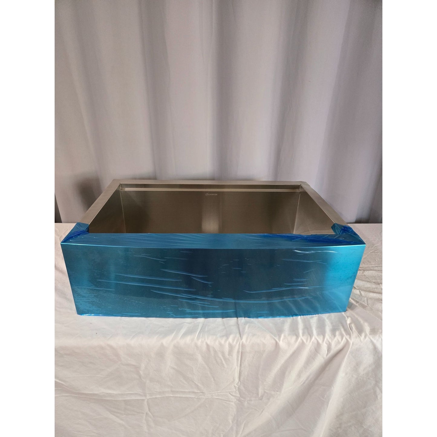 Zero Radius 33 in. Apron-Front Single Bowl 18 Gauge Stainless Steel Workstation Kitchen Sink with Spring Neck Faucet